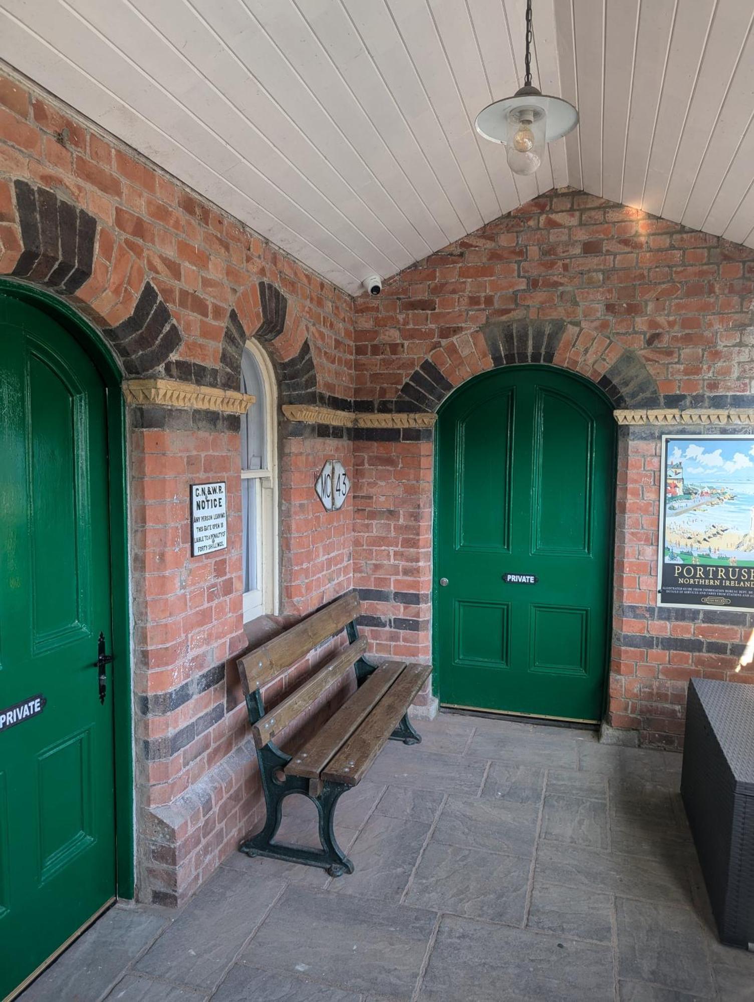 The Railway Sleeper Apartment Cullybackey Exterior photo